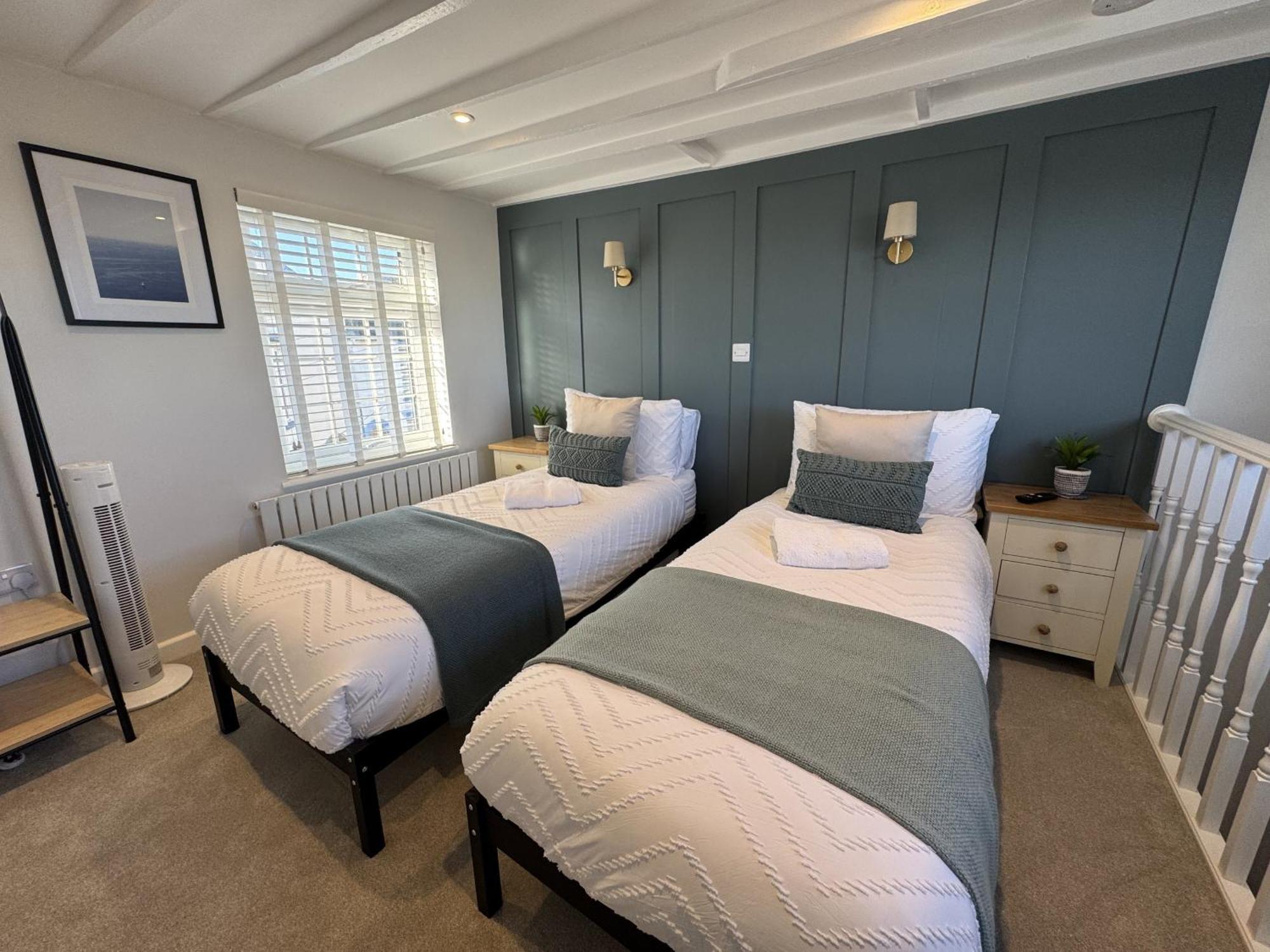 Vila Driftwood House - Luxury Dog-Friendly Townhouse In Cowes, Steps From Marina Cowes  Exteriér fotografie